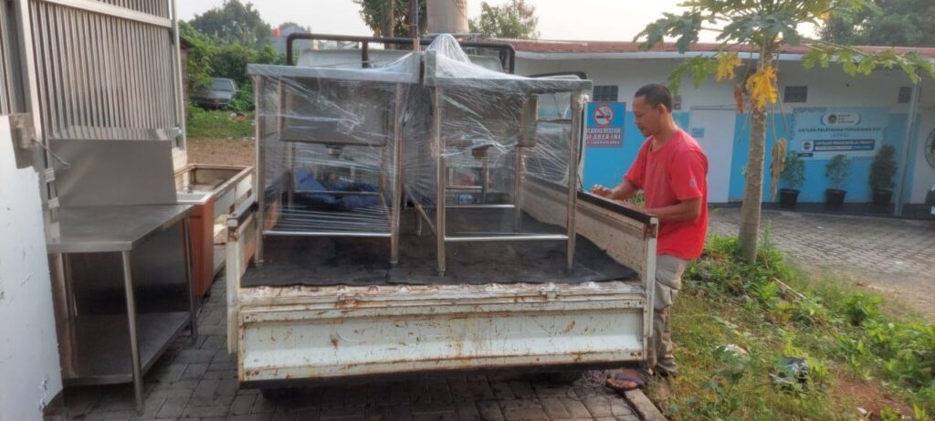 paket lengkap peralatan kitchen resto stainless lampung di bandar lampung